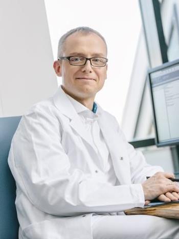 Dr. med Steffen Grund