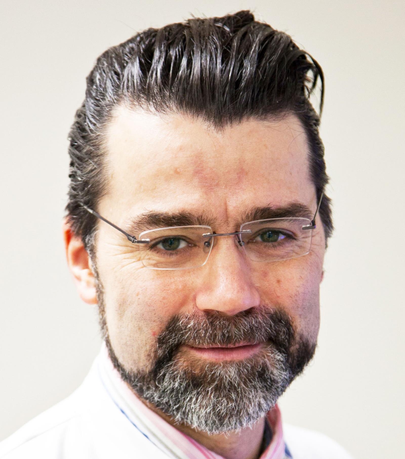 PD Dr. med. Reinhart Sweeney