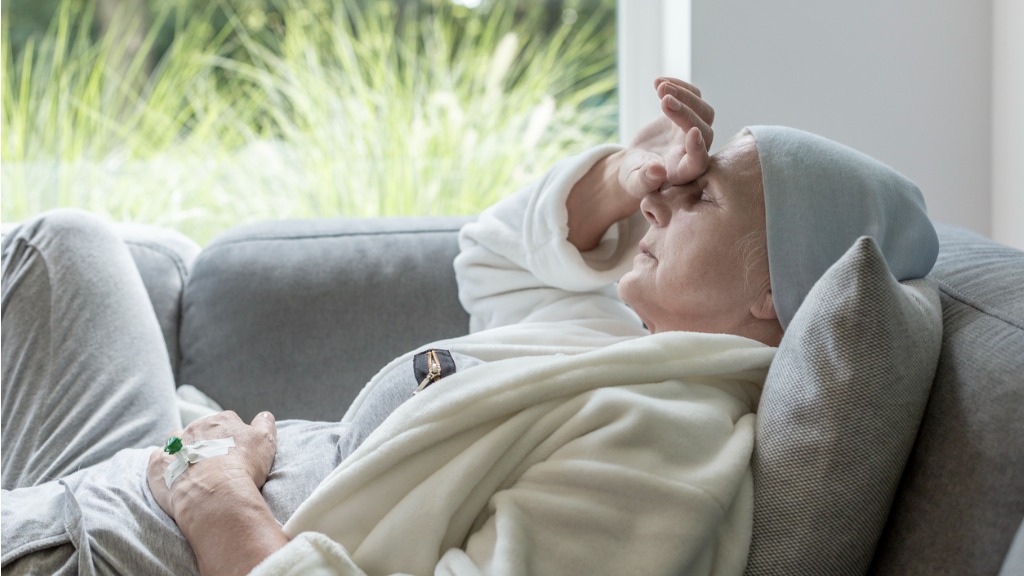 Nebenwirkungen der Krebstherapie.Übelkeit und Erbrechen durch die Ernährung lindern? Tipps und Hilfestellungen